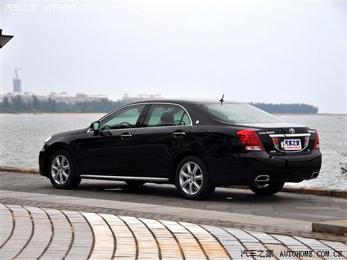 汽车之家 一汽丰田 皇冠 2010款 v6 3.0 royal saloon vip