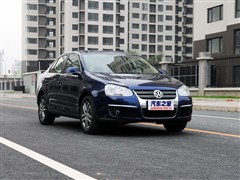 汽车之家 一汽-大众 速腾 2010款 1.4tsi 手动豪华型