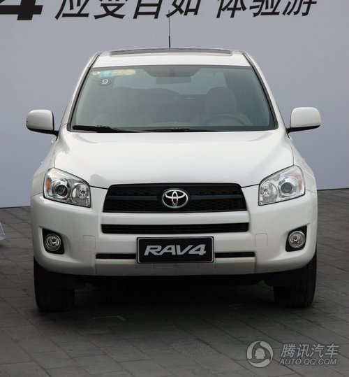 一汽丰田RAV4试驾实拍