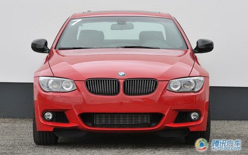 三系最强音 试驾2011款宝马335i Coupe