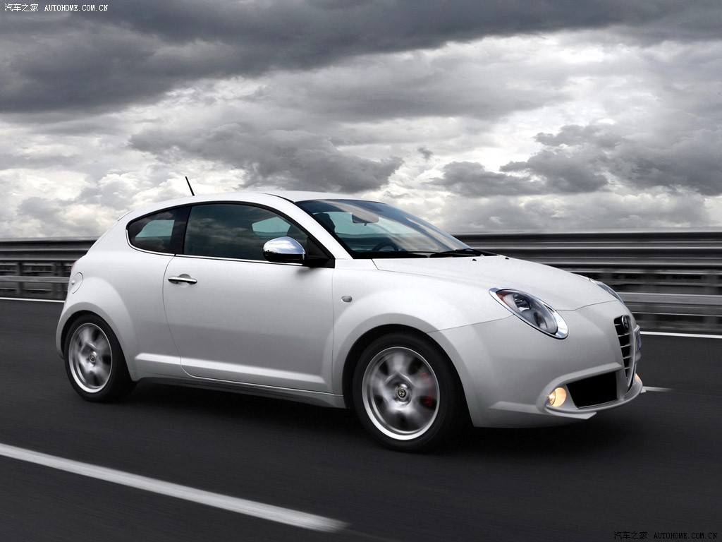 阿尔法罗米欧 ALFA MiTo 2010款 1.4 MultiAir 车身外观373127 点击进入下一页