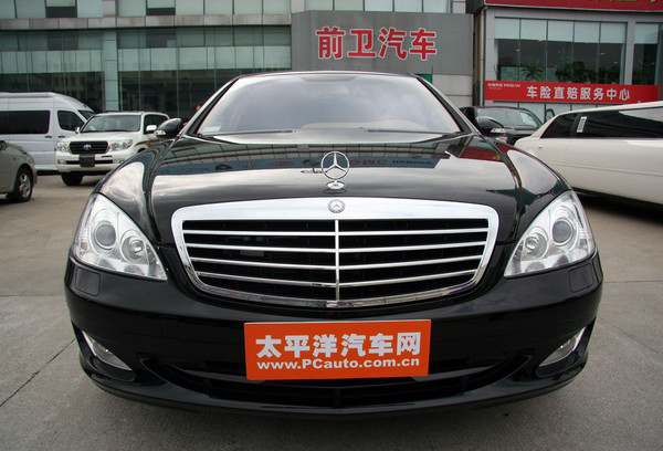 奔驰S550礼宾车