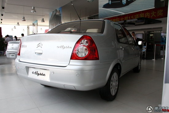 2010款新爱丽舍三厢 1.6L自动科技型 到店实拍