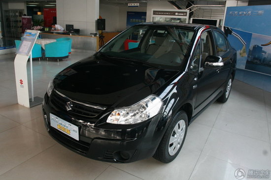 2010款 铃木天语 SX4三厢1.6L MT超值版 实拍