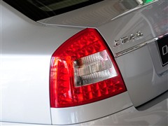 斯柯达 上海大众斯柯达 明锐 2010款 1.8tsi dsg逸尊版