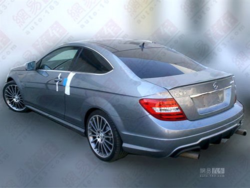 即将引入 奔驰C 63 AMG Coupe国内谍照 汽车之家